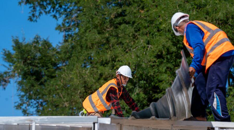 Professional new roof installation services in Bell Gardens, CA